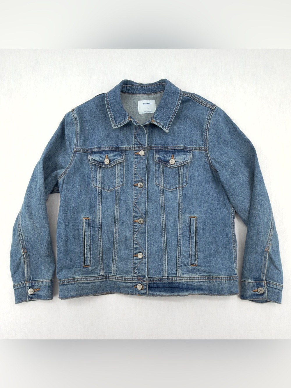 Old Navy Medium Wash Jean Jacket - EUC
